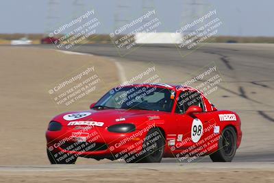 media/Oct-29-2022-CalClub SCCA (Sat) [[e05833b2e9]]/Race Group 3/Qualifying (Outside Grapevine)/